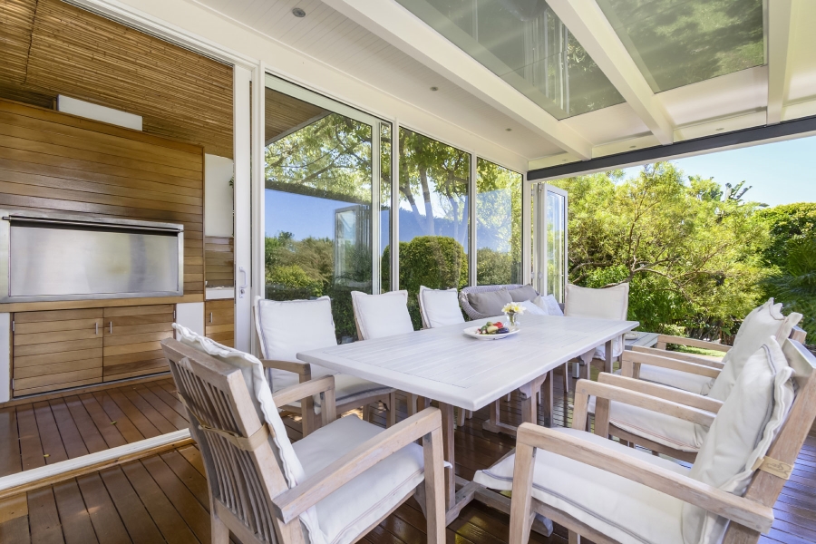 5 Bedroom Property for Sale in Constantia Western Cape